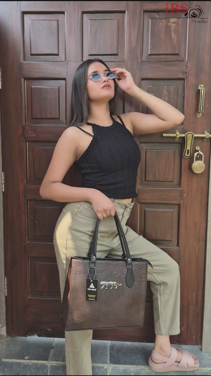 SKYLISH-Out Tonight Handbag