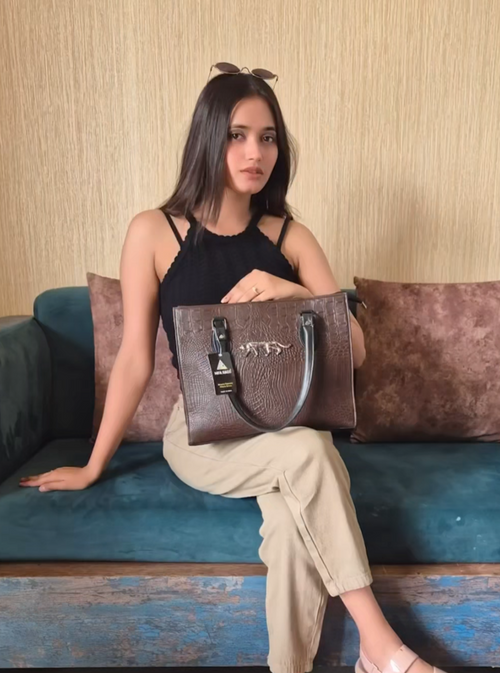 SKYLISH-Out Tonight Handbag